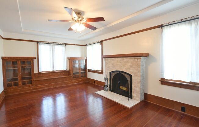 Charming 2 Bedroom 1 Bath San Jose Home with Spacious Backyard!
