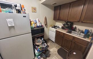 1 bed, 1 bath, $875, Unit 310