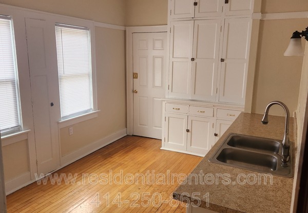 1723 N 22 ST