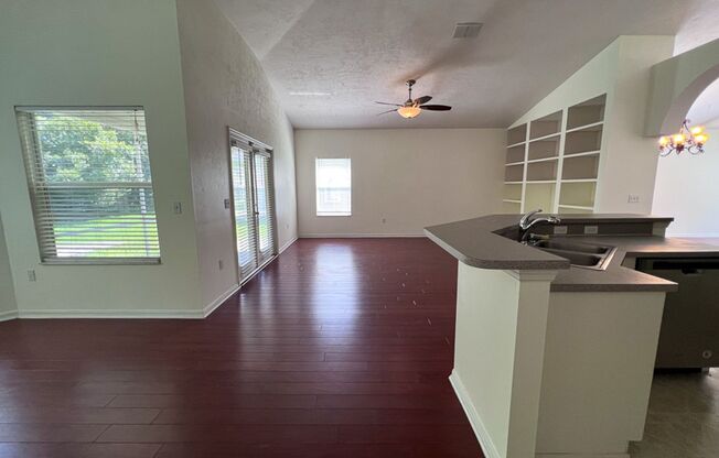 3 beds, 2 baths, $2,400