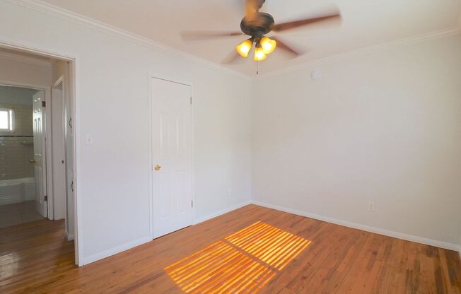 2 beds, 1 bath, 700 sqft, $2,995, Unit 4748