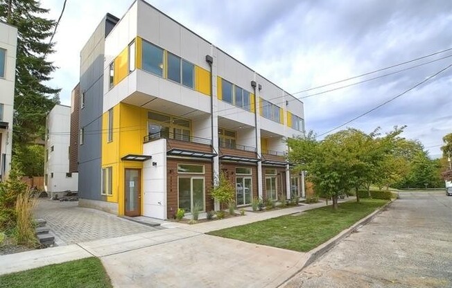 New North Admiral Townhouse