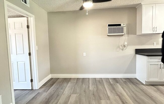 1 bed, 1 bath, 750 sqft, $2,075, Unit 04