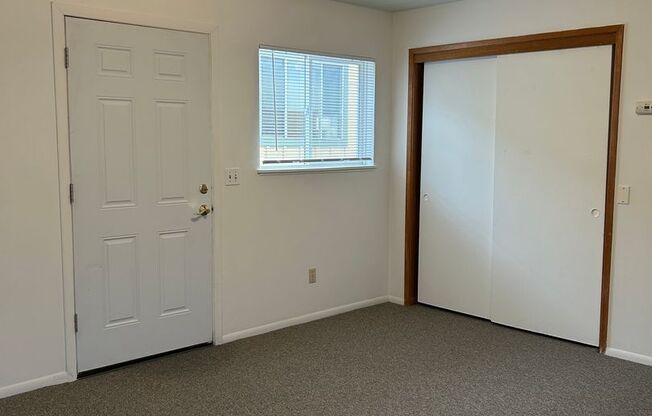 Studio, 1 bath, $1,195, Unit 2708-C