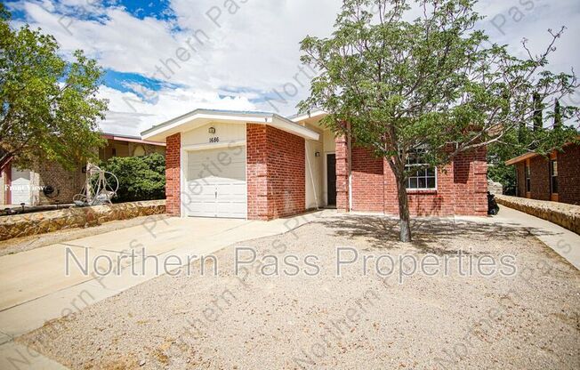 1686 SAINT STEPHEN PL