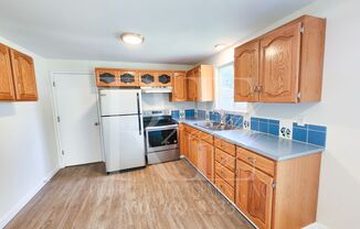 3 beds, 1 bath, $2,025