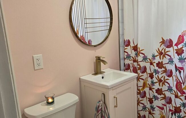 3 beds, 1 bath, $1,695