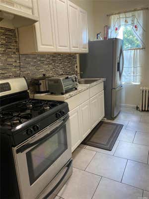 4 beds, 1 bath, $3,400