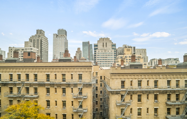 1 bed, 1 bath, $4,950, Unit W8G