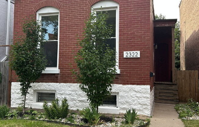 2322 MICHIGAN AVE