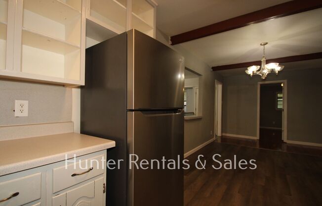 4 beds, 2 baths, $1,075