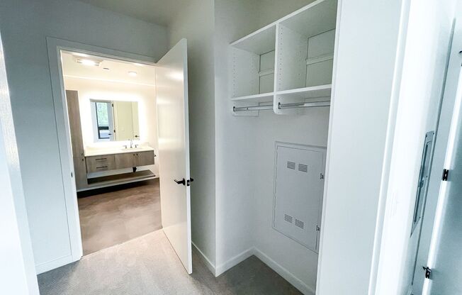 1 bed, 1 bath, 775 sqft, $3,495, Unit 220