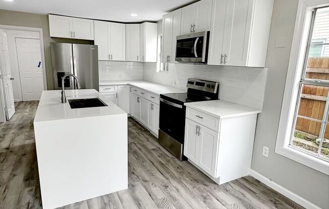 Remodeled Garland 3 bed 2 bath ready for move in!