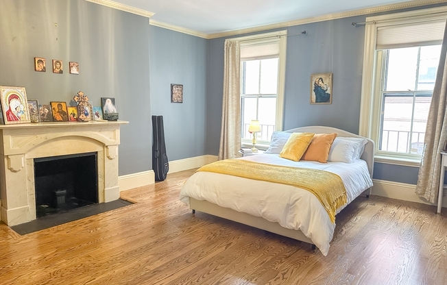 319 Dartmouth Street