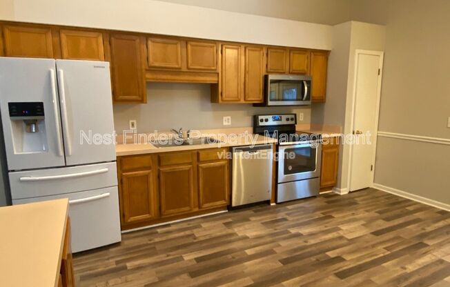421 FILMORE DR