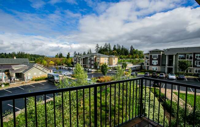 Kielo at Grass Valley Apartments in Camas with Private Patio Balcony