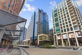 1 bed, 1 bath, 765 sqft, $5,800, Unit 1211