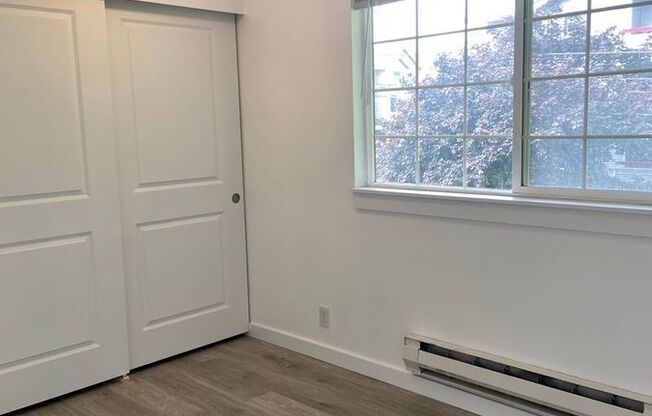 1 bed, 1 bath, 600 sqft, $1,595