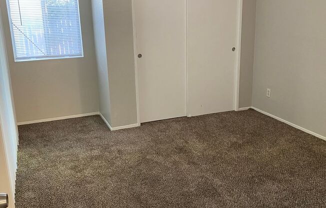 1 bed, 1 bath, 700 sqft, $995, Unit C