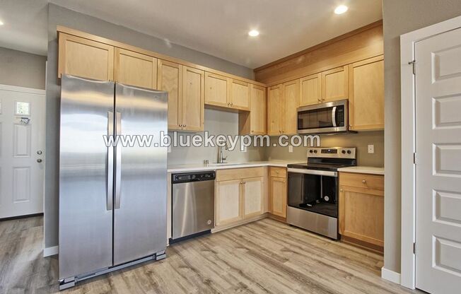 2 Bed, 2.5 Bath Townhome on Broadway and E. 28th Street