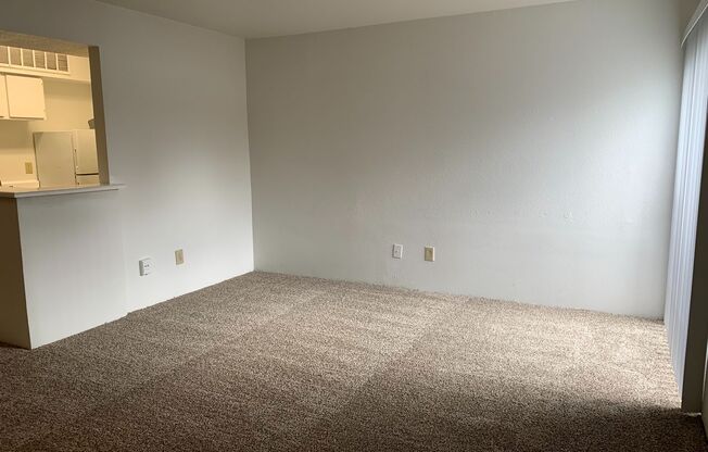 1 bed, 1 bath, 640 sqft, $885, Unit 1501