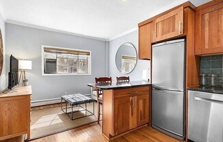 511 Beacon St.