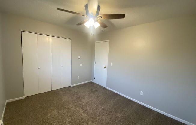 2 beds, 1 bath, $795, Unit 1598 Linden Street #20