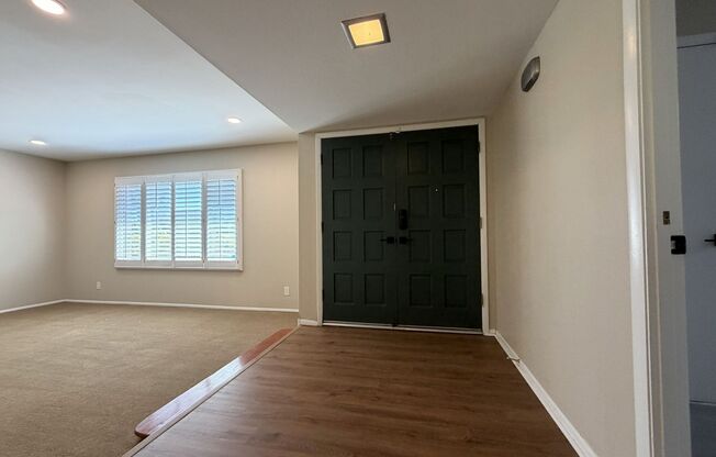 SCOTTSDALE 3 BEDROOM HOME WITH POOL ON CULDESAC LOT***CLOSE TO OLD TOWN