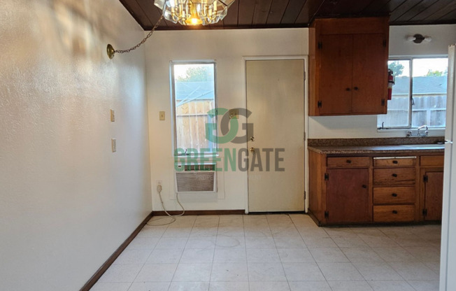 1 bed, 1 bath, 700 sqft, $1,199, Unit Unit 2