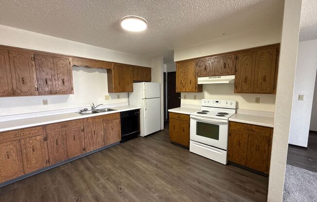 Melony Ann Apartments