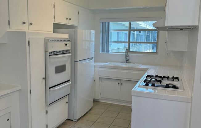 929 Larrabee