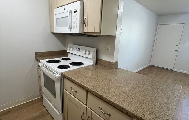 1 bed, 1 bath, 590 sqft, $2,500, Unit 777-131