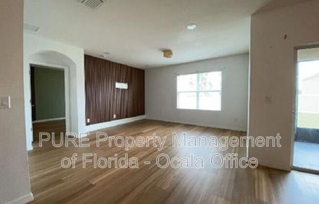 2805 NE 45 AVE