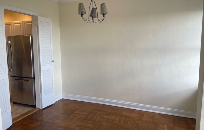 1 bed, 1 bath, 768 sqft, $1,510, Unit Royal York 211