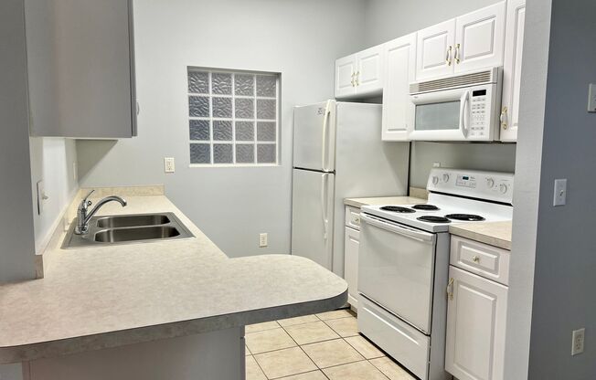 2 beds, 2 baths, $1,775, Unit # 232