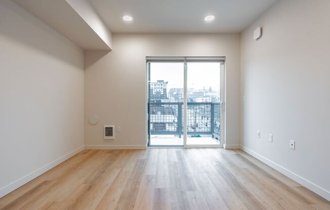Studio, 1 bath, 307 sqft, $1,295, Unit 829