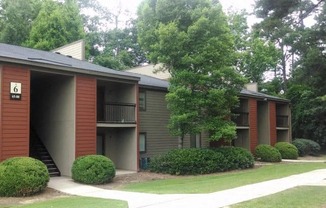 Wildwood Apartments Thomasville GA Walkways