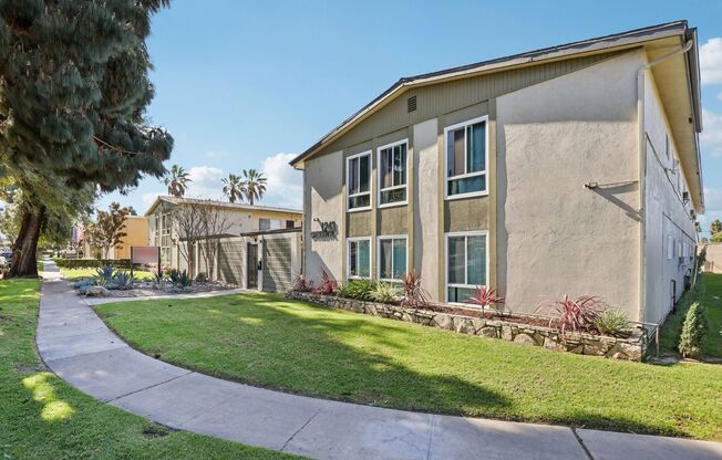 Dresden Place Apartment Homes