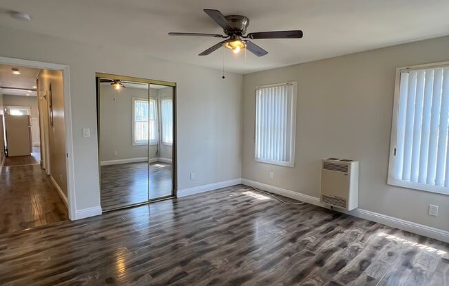 2 beds, 1 bath, $3,052