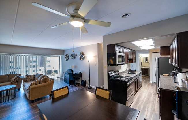 Laurel Village Apartments 1BD 003