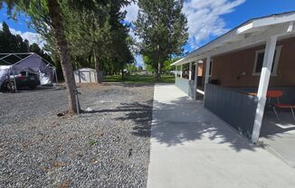 Beautiful 2Bedroom Home Available Now!