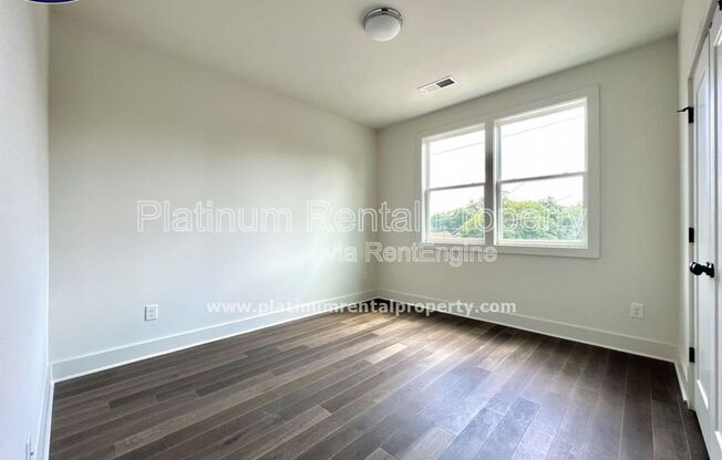 3 beds, 2.5 baths, 1,634 sqft, $2,899, Unit 19