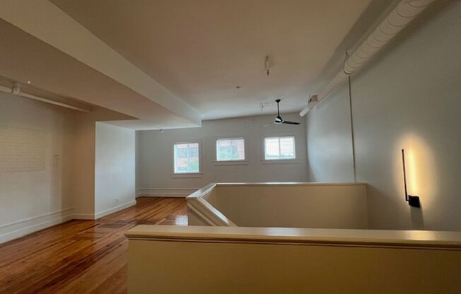 1 bed, 1.5 baths, 1,200 sqft, $1,695