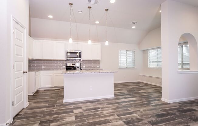 Modern 3 bed 2 bath home!