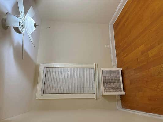 3 beds, 1 bath, 1,265 sqft, $3,000, Unit 2