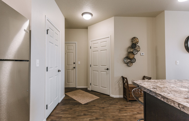 3 beds, 2 baths, 1,242 sqft, $1,750, Unit 4201-308