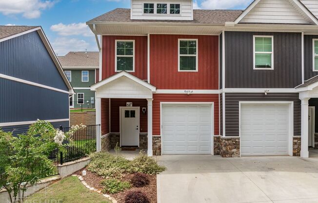 3 beds, 2.5 baths, 1,580 sqft, $1,708, Unit LP148