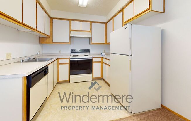 2 beds, 1 bath, 828 sqft, $1,095, Unit 24