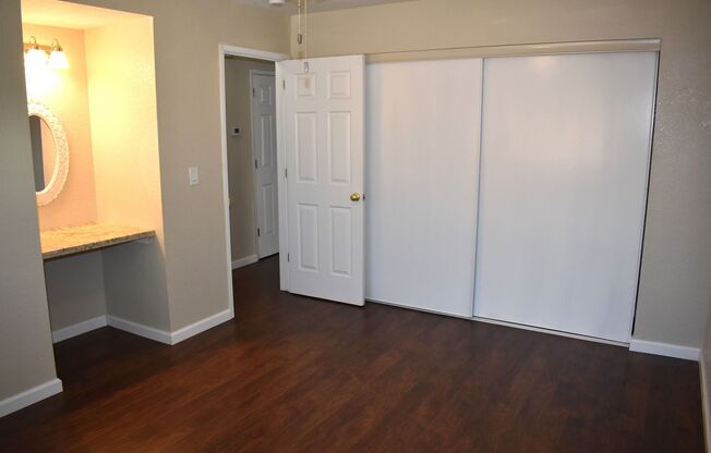 2 beds, 1 bath, $1,995