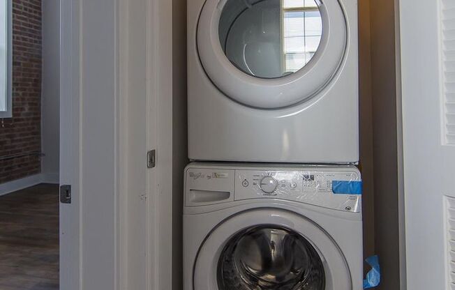 2 beds, 2 baths, 1,119 sqft, $3,250, Unit 512